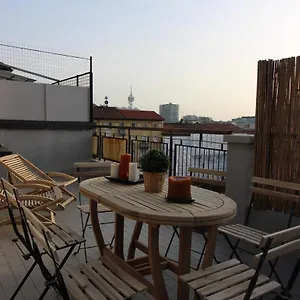 Apartment Star Ribbon, Milan