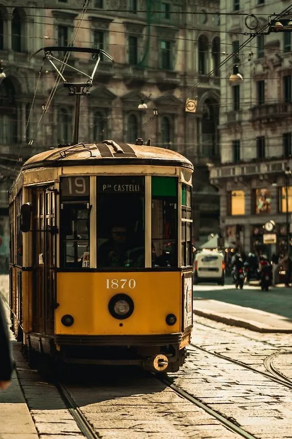 Comecasa Duomo - San Babila Lovely Apartment Milano Italia