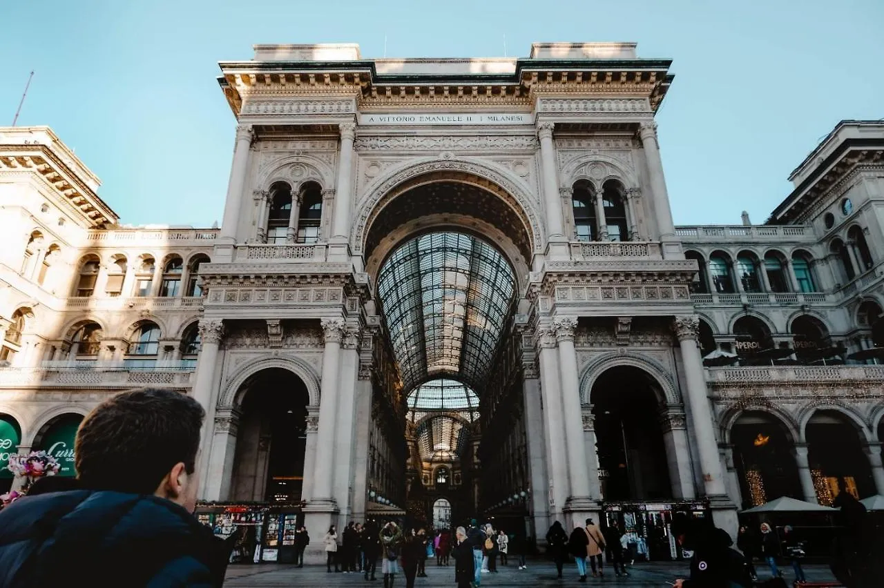 Comecasa Duomo - San Babila Lovely Apartment Milano Italia
