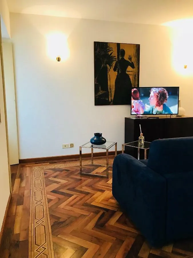 Comecasa Duomo - San Babila Lovely Apartment Milano