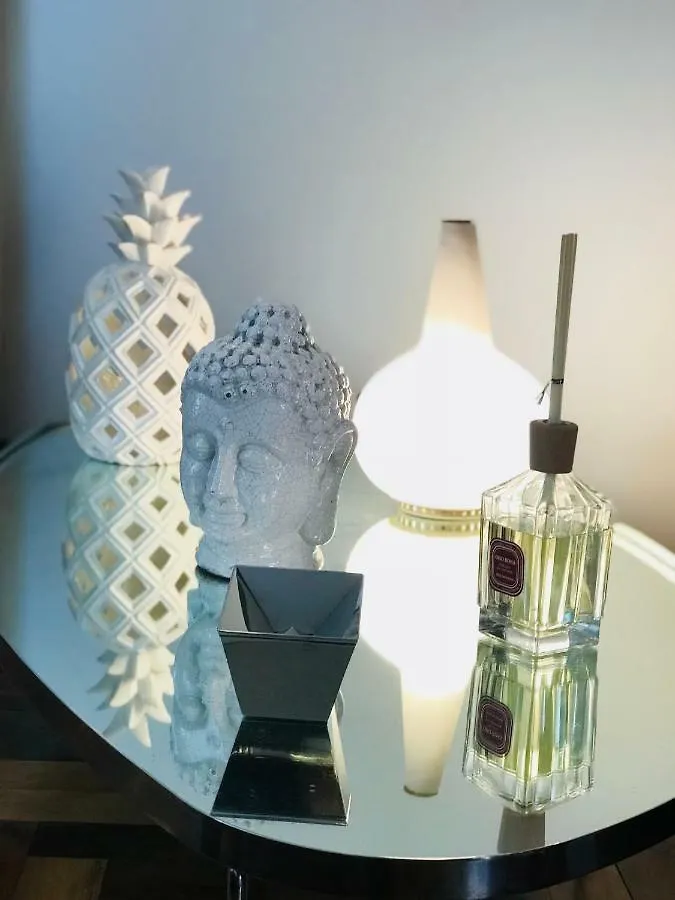 Comecasa Duomo - San Babila Lovely Apartment Milano